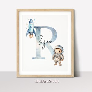Impresión del nombre del bebé espacial, niño de la guardería del astronauta, guardería del niño del cohete, arte de la pared de la guardería espacial, habitación de los niños espaciales