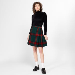 Small 60s Scottish Plaid Tartan Mini Kilt 27&quot; | Vintage Rob Roy Red Green Preppy Schoolgirl Fringe Wrap Skirt