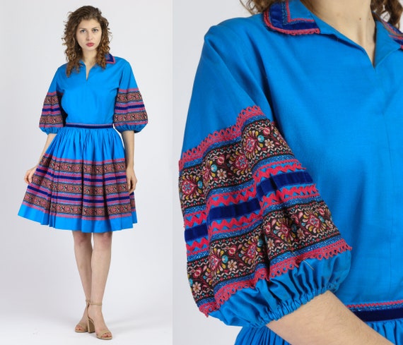 Medium 1960s Desert Flower Blue Patio Skirt Set |… - image 1