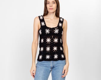 90s Black & White Granny Square Crochet Knit Top - Small | Vintage Boho Sleeveless Scoop Neck Tank