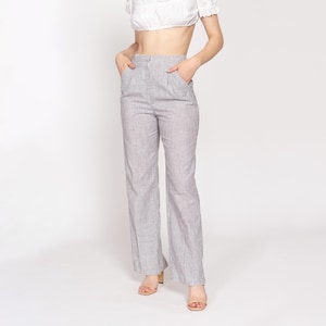 Small 70s Grey & White Pinstriped Pants 27&quot; | Vintage College Town High Waisted Pleated Straight Leg Trousers