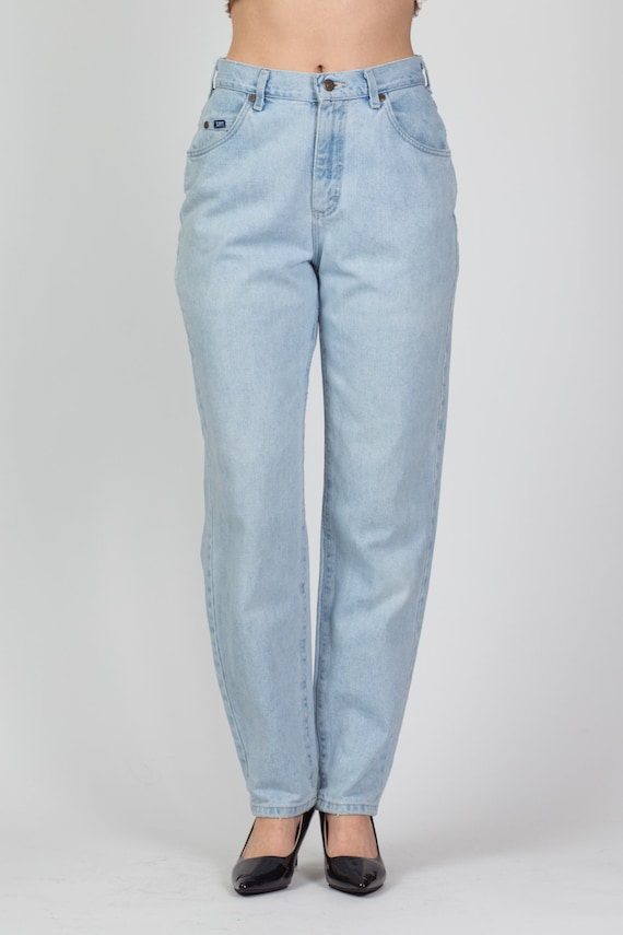 Light wash hotsell denim mom jeans