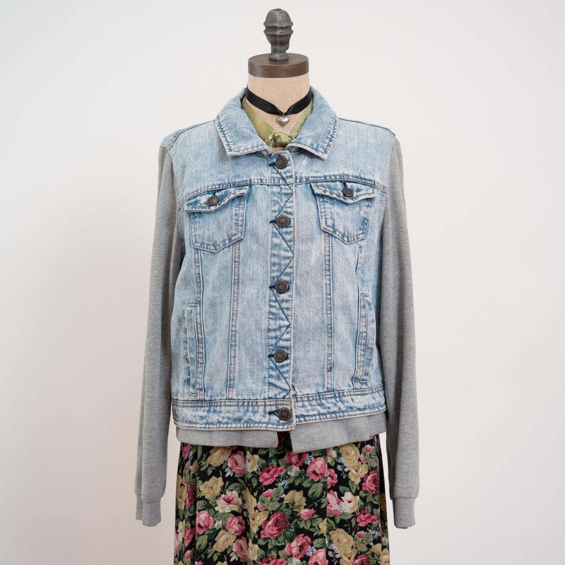 Vintage Y2K Denim Sweatshirt Jacket - Large | Streetwear Jean Jacket, foto 2 di 5