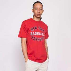 90s New York Yankees Red T Shirt - Medium | Vintage MLB Baseball Graphic Tee