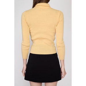 XS 70s Butter Yellow Lightweight Turtleneck Sweater Vintage Fitted Knit Pullover image 5