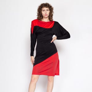 80s Climax By David Howard Red & Black Batwing Sleeve Mini Dress - Medium | Vintage Color Block Boat Neck Long Sleeve Dress