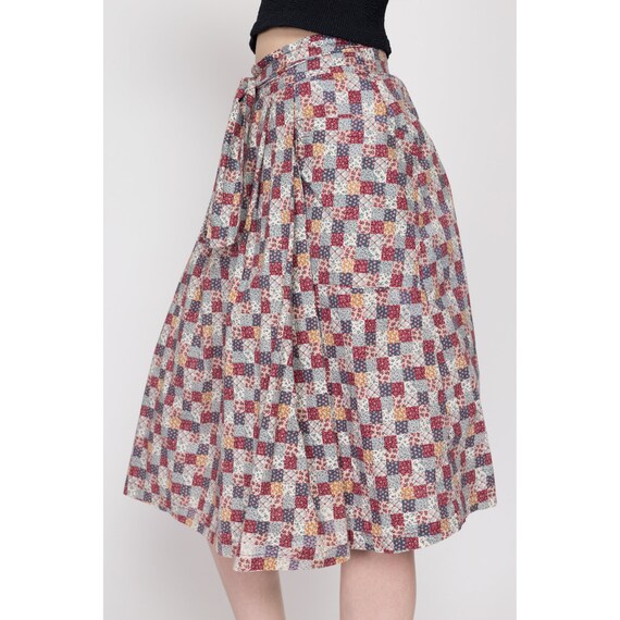 Small 70s Patchwork Calico Floral Wrap Skirt | Vi… - image 5