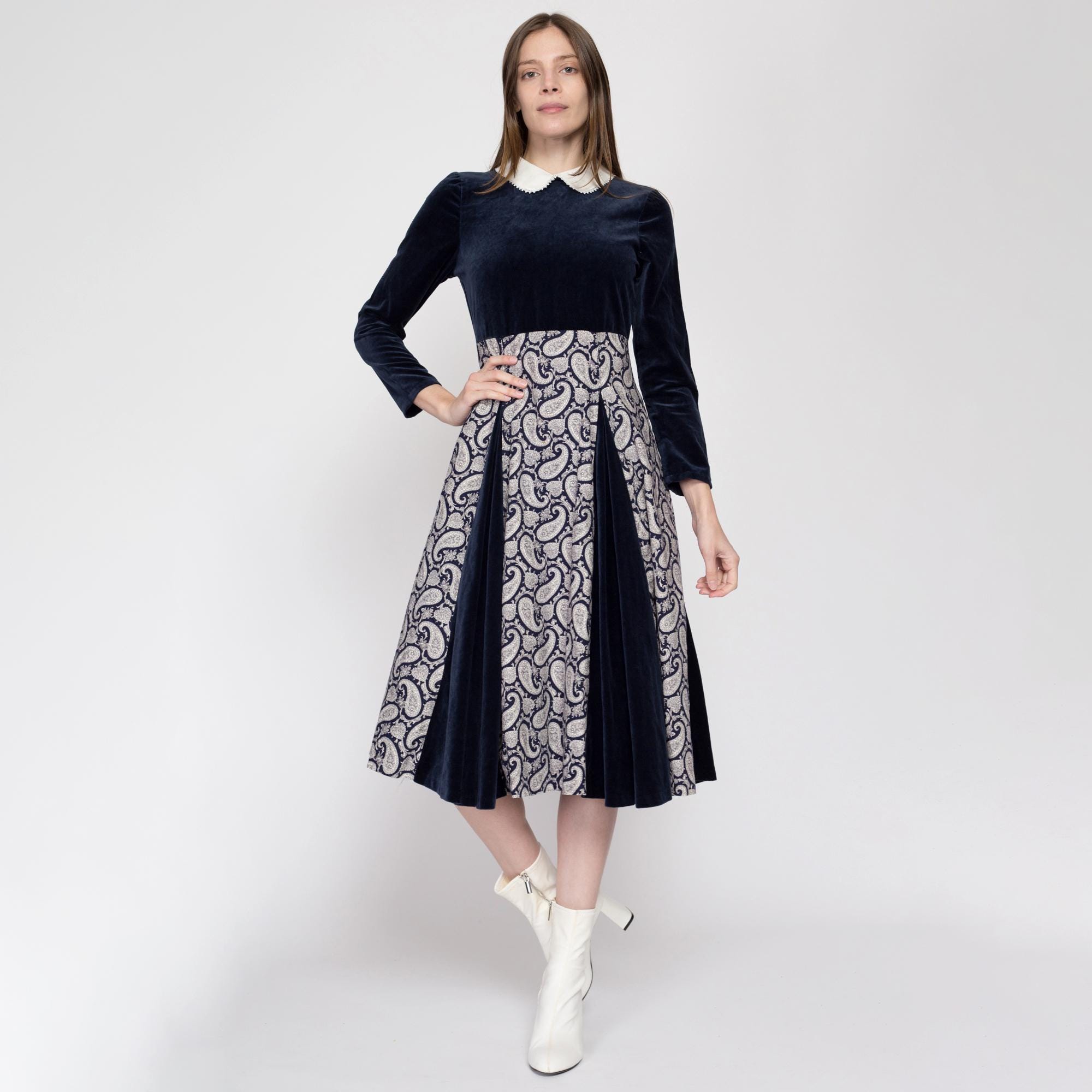 Petite Small 80s Blue Velvet Paisley Fit & Flare Dress | Retro Vintage Long Sleeve Peter Pan Collar Midi Dress