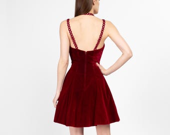 Small 80s Oxblood Red Velvet Chain Strap Party Dress | Vintage Zum Zum Low Back Sweetheart Neck Fit & Flare Mini Dress