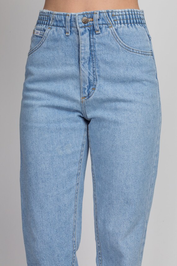 Light Wash Elastic Waist Jeans Medium 