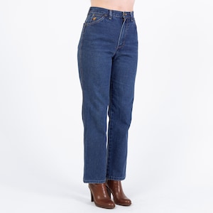 Jeans Wrangler vintage de los años 70 y 80, lavado oscuro, pierna recta - Talla S, cintura de 66 cm / Jeans de mezclilla de talle alto estilo "mom jeans" imagen 5