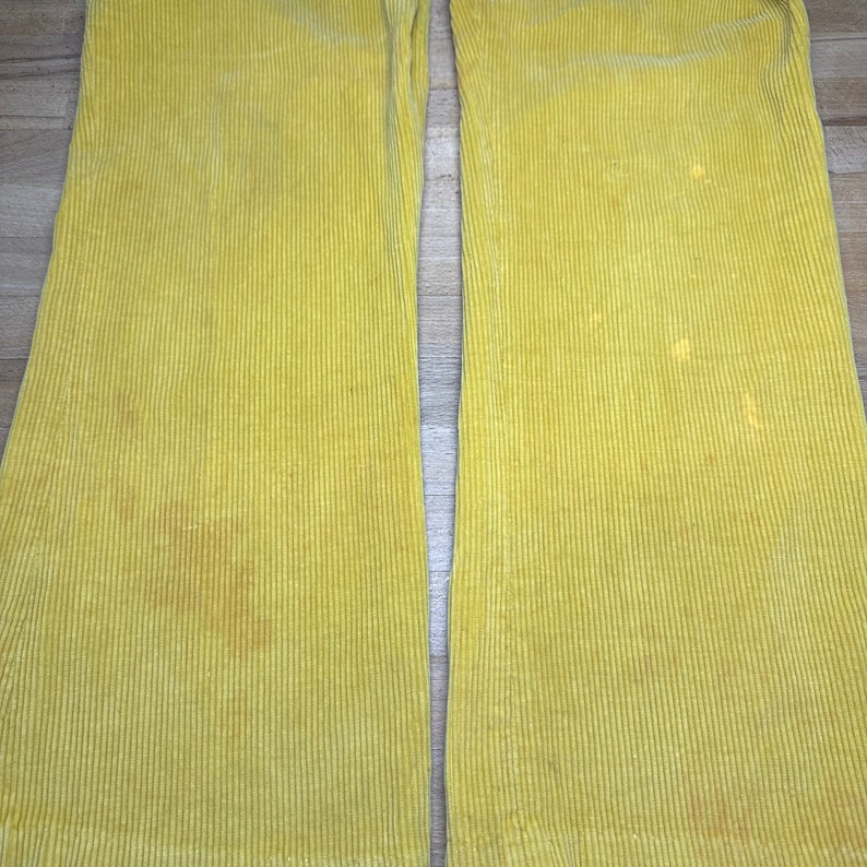 Medium 70s Yellow Corduroy Kick Flare Pants Vintage Cords Retro High Waisted Trousers zdjęcie 8