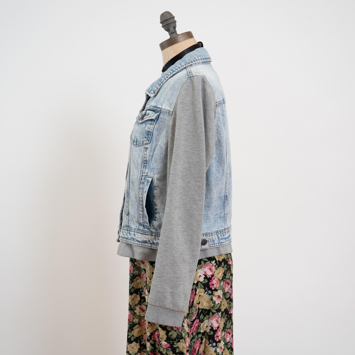 Vintage Y2K Denim Sweatshirt Jacket - Large | Streetwear Jean Jacket, foto 4 di 5