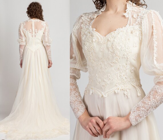 Vintage 80s Ivory Floral Lace Princess Wedding Dre