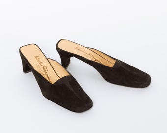 Mules vintage Ferragamo de ante negro de los años 90 - Talla 5 / Zapatos de diseñador con punta cuadrada y tacón de bloque