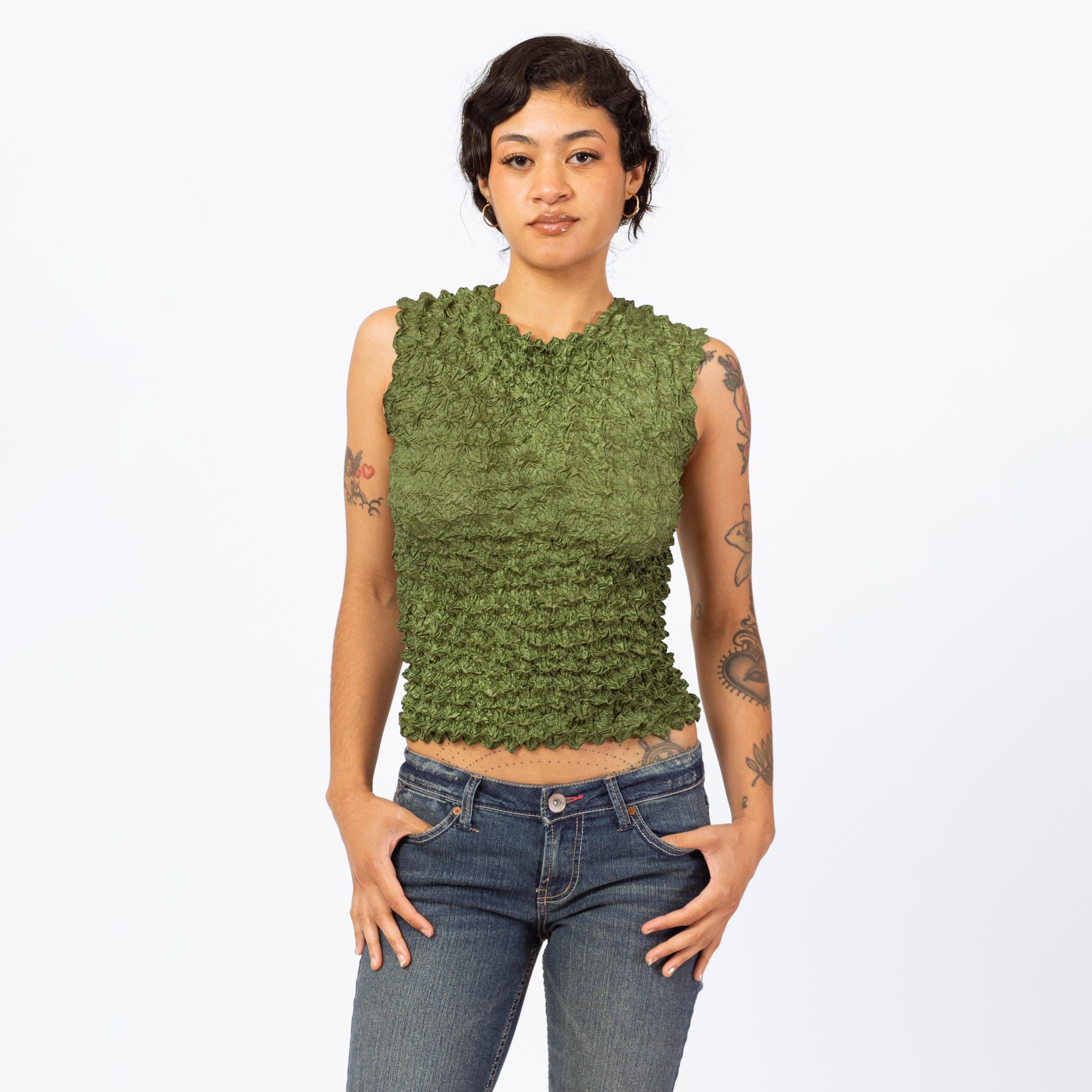 Vintage Y2K Olive Green Popcorn Top - One Size | 2000s Sleeveless 