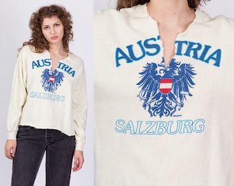 Medium 80s Salzburg Austria Coat Of Arms Sweatshirt Men's | Vintage Off-White Graphic Distressed Tourist Pullover