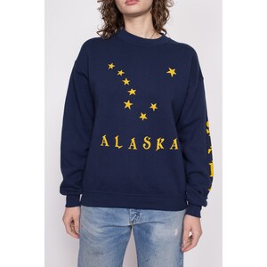 90s Alaska Constellation Sweatshirt Men's Medium, Women's Large Vintage Navy Blue Big Dipper State Flag Graphic Tourist Crewneck image 2