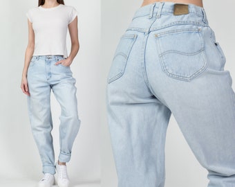 Moyen années 90 Lee Light Wash High Waisted Dad Jeans 27.5" | vintage Denim Tapered Leg Baggy Mom Jeans