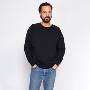 90s Black Crewneck Raglan Sweatshirt - Large | Vintage Fruit Of The Loom Blank Slouchy Plain Pullover