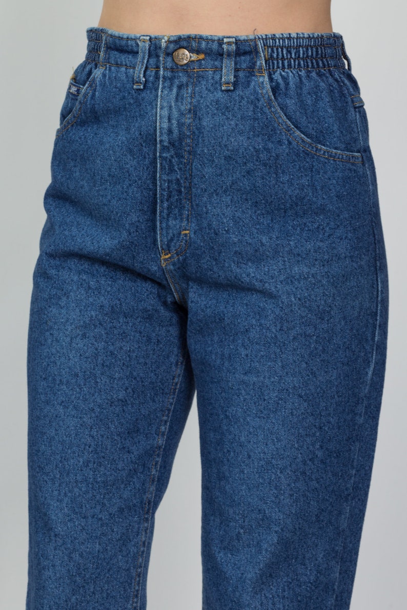 Vintage Lee High Waist Mom Jeans Medium 90s Medium Wash Denim Tapered Leg Ankle Jeans image 6