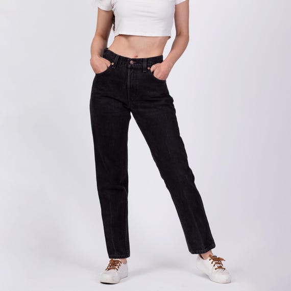 Jeans vintage Levi s neri Mom Jeans 26 Jeans a vita alta con gamba affusolata in denim Y2K anni 90 Etsy Italia
