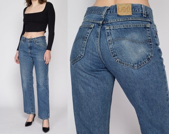32x30 80s Lee Straight Leg Jeans Unisex | Vintage Medium Wash Mid High Waisted Jeans
