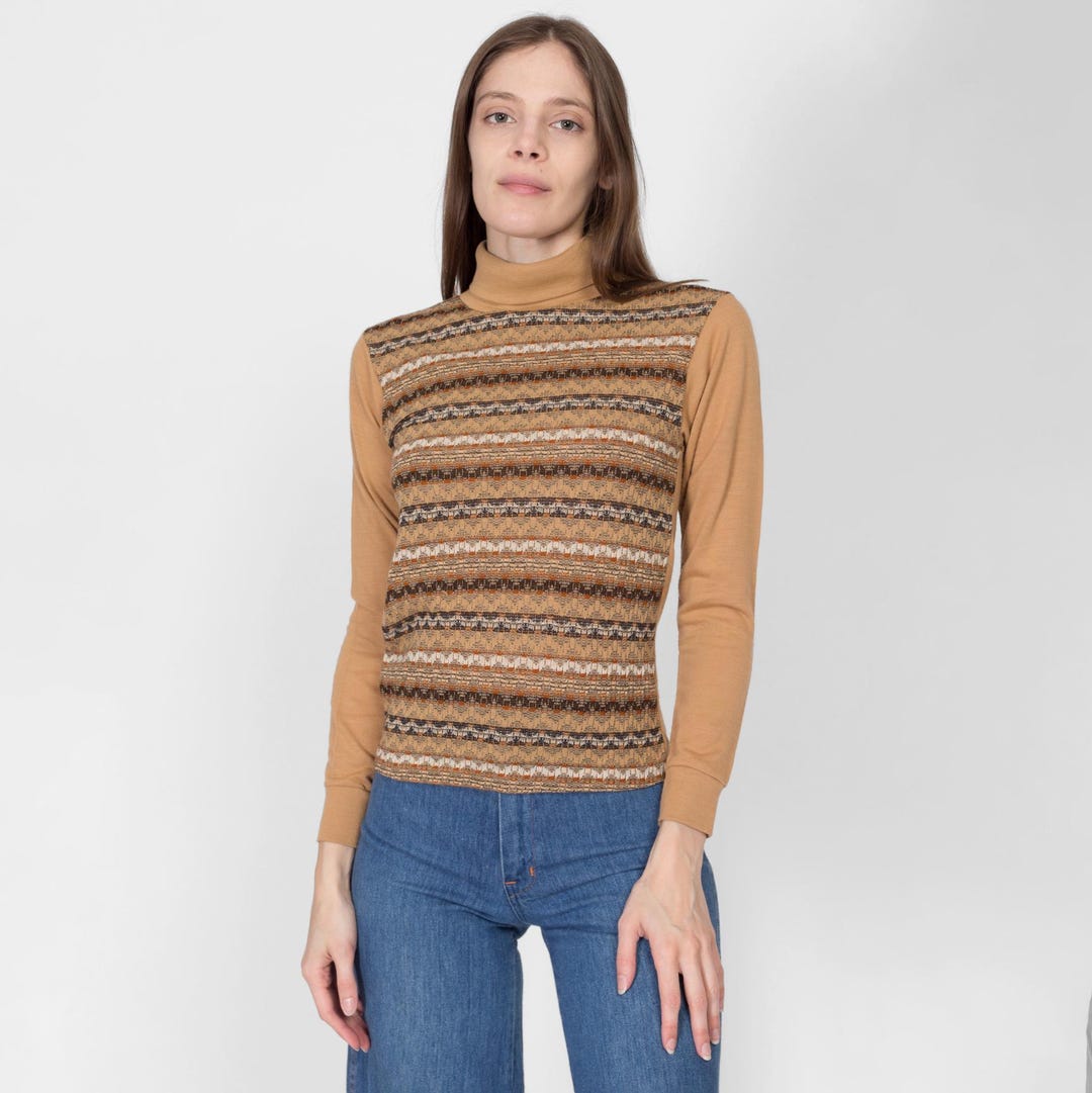 Retro Earth Tone Knit Top with Belt main image 0