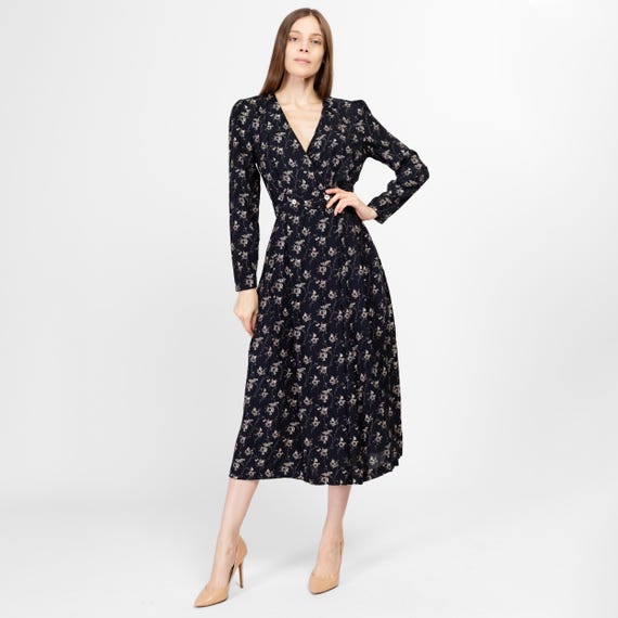 Xs-sm 90s Laura Ashley Black & White Floral Midi Dress | Vintage Long  Sleeve Wrap Shirtdress - Etsy