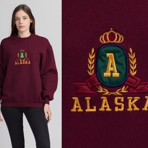 Medium 90s Alaska Sweatshirt Men's | Vintage Maroon Tourist Pullover