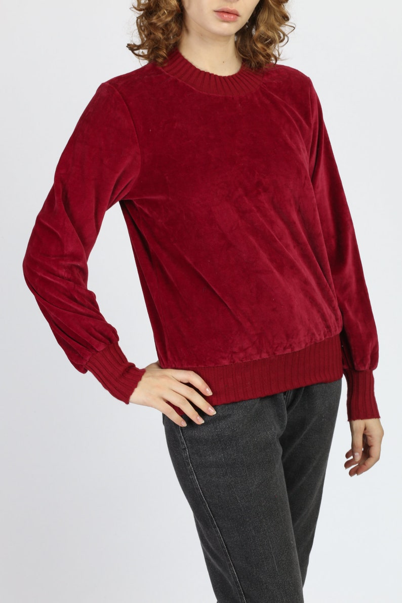 Medium 70s Red Velour Long Sleeve Top Vintage Crew Neck Burgundy Sweatshirt