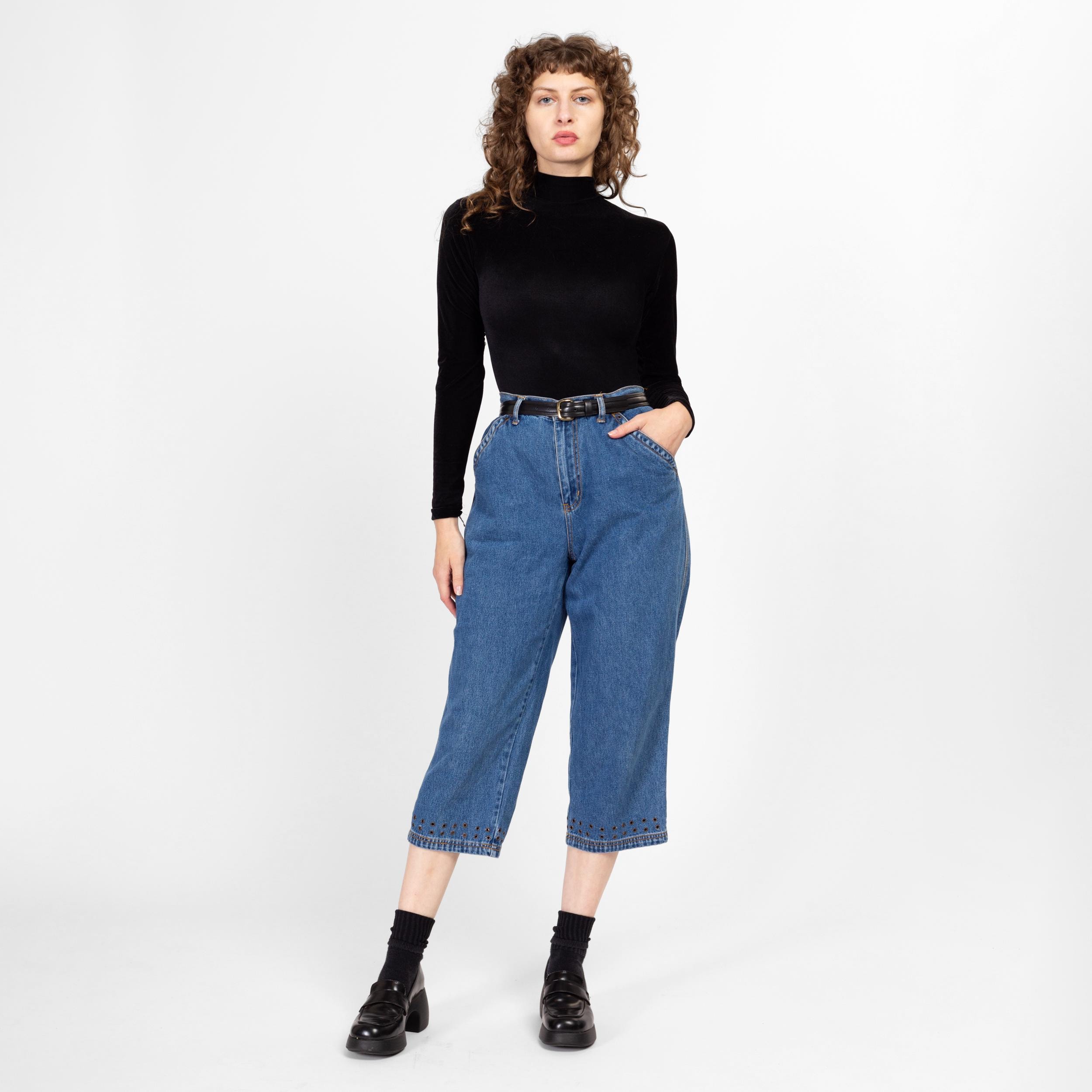 Medium 90s Capri Grommet Jeans | Vintage High Waisted Cropped