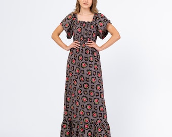 Vintage 70s Dark Floral Boho Maxi Peasant Dress - Extra Small | Black & Pink Rose Print Cottagecore Flutter Sleeve Western Prairie Dress