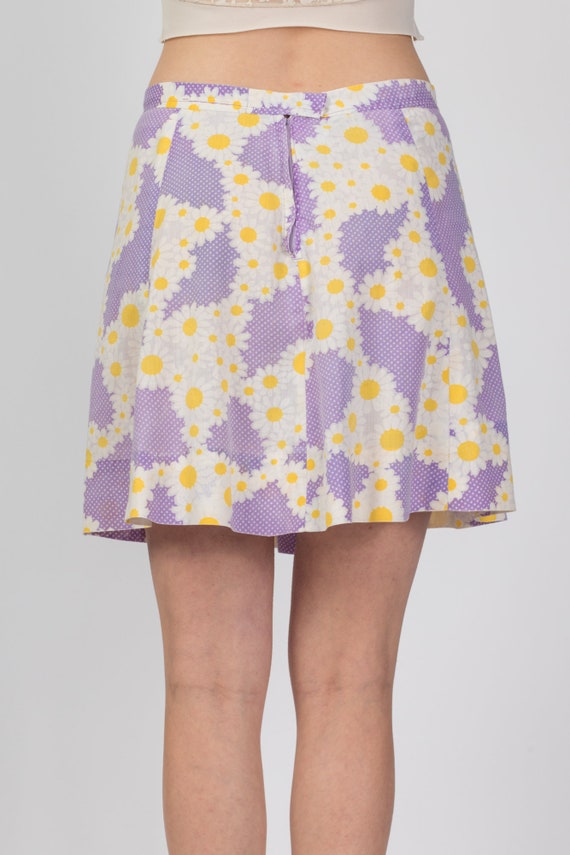 Medium 70s Handmade Daisy Floral Mini Skirt 30" |… - image 5