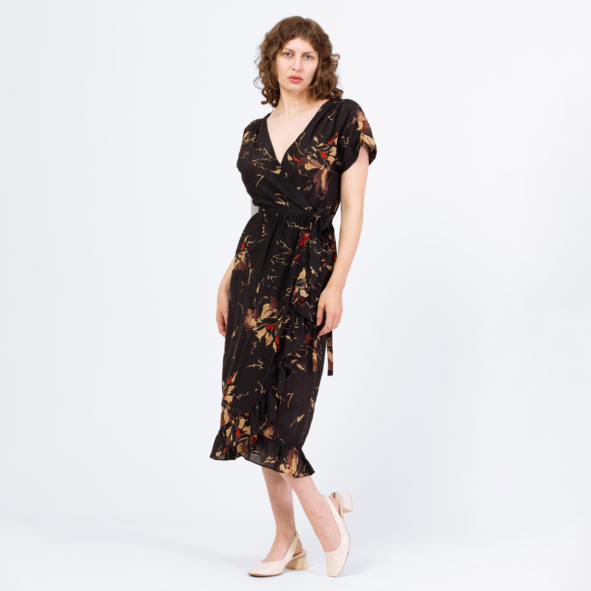 princess polly baby blue dress Zapaka Women Black Red Floral Short Homecoming Dress A-Line Sweetheart Tiered Corset Cocktail Dress, Black Red / US20W
