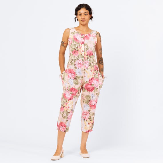 Salopette chasuble rose à fleurs vintage des années 80 Petite