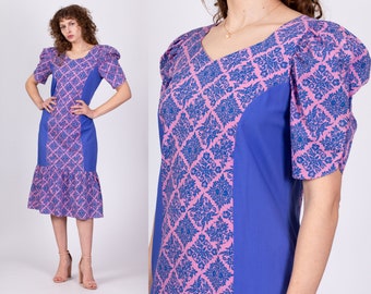 Moyen vintage des années 70 fait des années 40 robe à manches bouffantes hawaïenne violette | Robe midi style pervenche florale Boho Muumuu des années 1940
