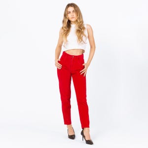 Vintage 80er Jahre Bonjour Rote Cordhose - Extra Small, 24 &quot;Taille | Hoch taillierte, schmal zulaufende Beinschnüre