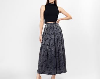 90s Silver & Black Floral Damask Maxi Skirt - Small, Size 4 | Vintage Formal High Waisted Pleated Shiny Full Skirt