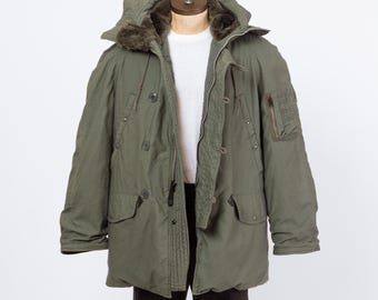 Medium Vintage 60s US Air Force USAF Stencil Fur Hood Snorkel