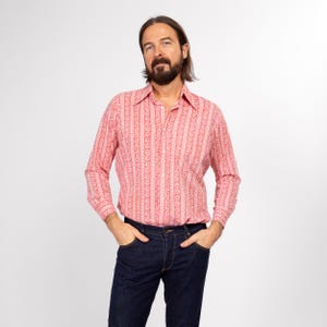 Camisa con cuello y estampado floral rojo y blanco de los años 70 de talla pequeña y mediana / Top retro vintage de manga larga con botones y estilo disco