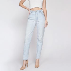 Small 90s Bongo High Waisted Light Wash Jeans 26.5" | Vintage Faded Denim Tapered Leg Mom Jeans