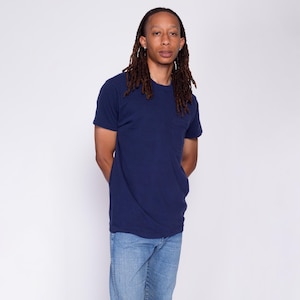 Medium 80s Plain Navy Blue Pocket Tee | Vintage Fruit Of The Loom Cotton Blank T-Shirt