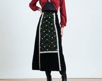 Vintage 70s Black Velvet Embroidered Floral Maxi Skirt - Extra Small, 24" Waist | Boho Folk Prairie Skirt