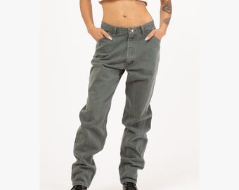 Vintage 90s Wrangler Soft Sage Green High Waisted Jeans - 29.5“ Waist | Vintage Denim Tapered Leg Mom Jeans