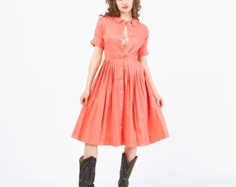 Vestido camisero midi rosa coral vintage de los años 50 - Talla S / Vestido camisero retro de los años 50 con corte entallado y falda acampanada