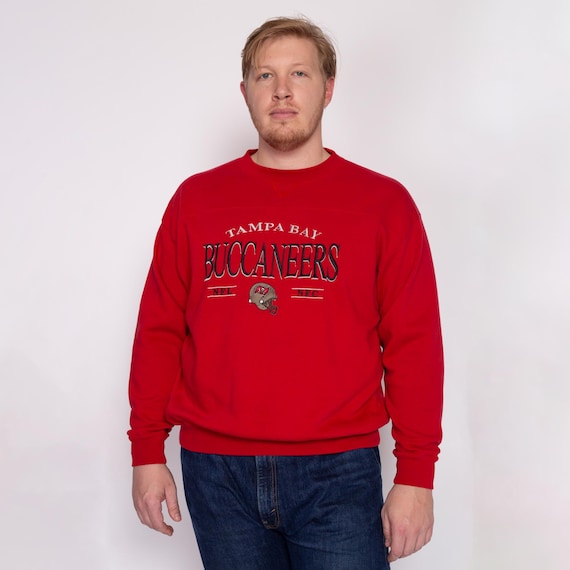 Buccaneers crewneck hotsell