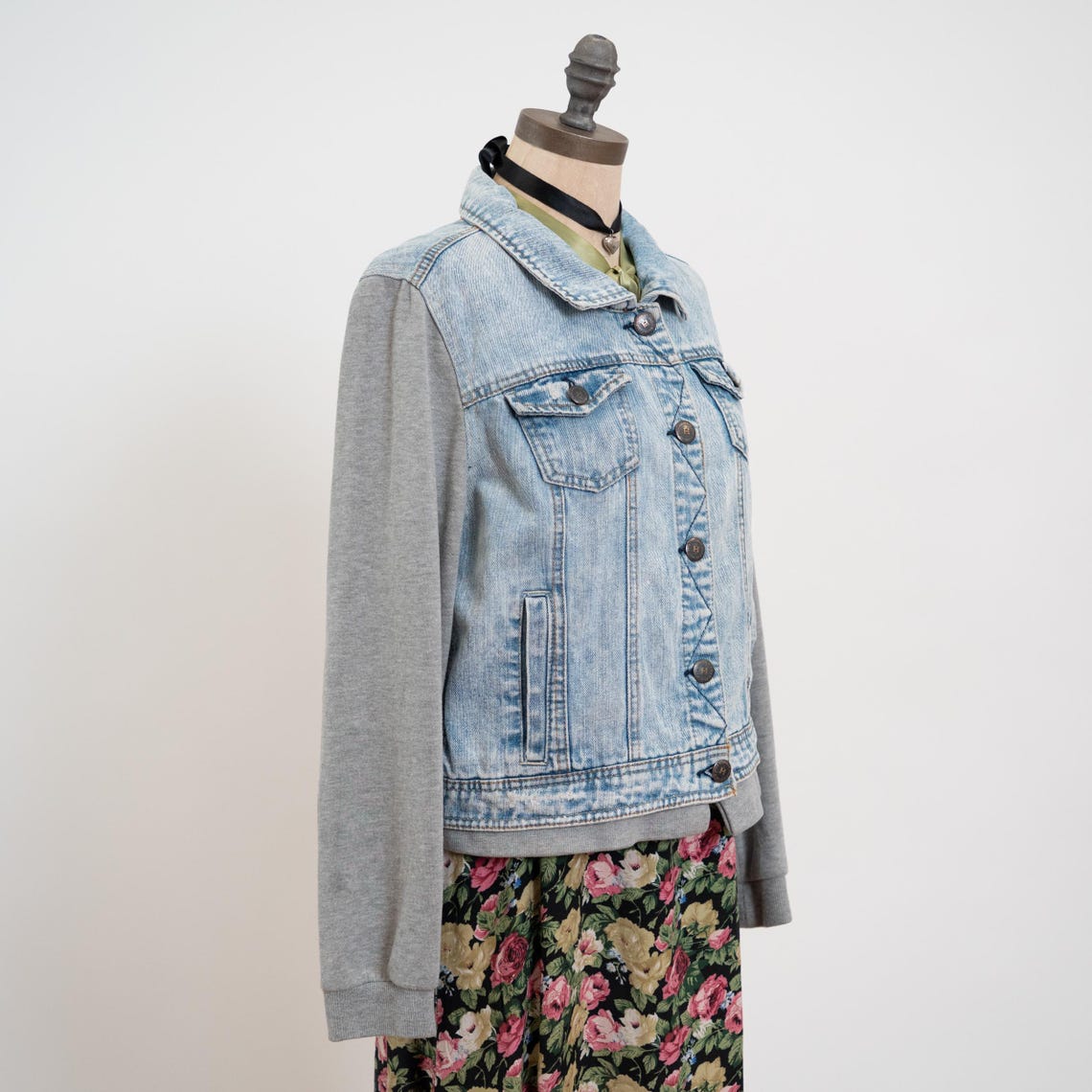 Vintage Y2K Denim Sweatshirt Jacket - Large | Streetwear Jean Jacket, foto 3 di 5