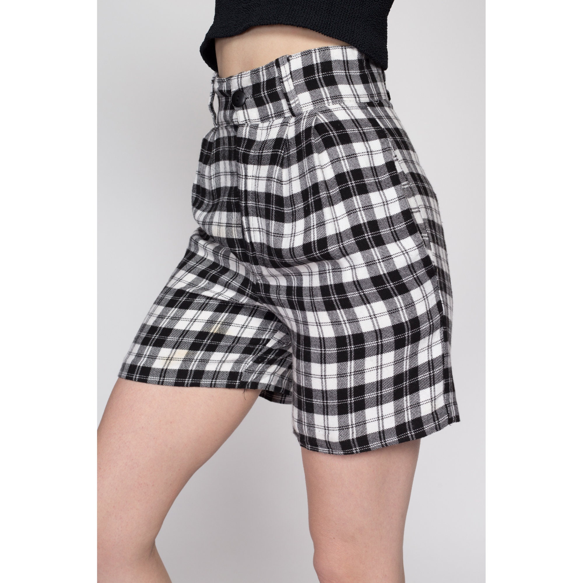 XS 90s Black & White Plaid Flannel Shorts 24