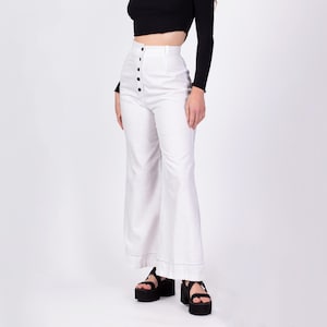 Kleine 70er Jahre weiße Knopfleiste hoch taillierte Schlaghose 66cm | Vintage Boho Schlaghose Retro Hose